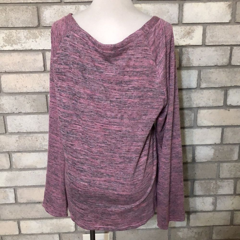 3for$20 blouse large - Picture 2 of 3